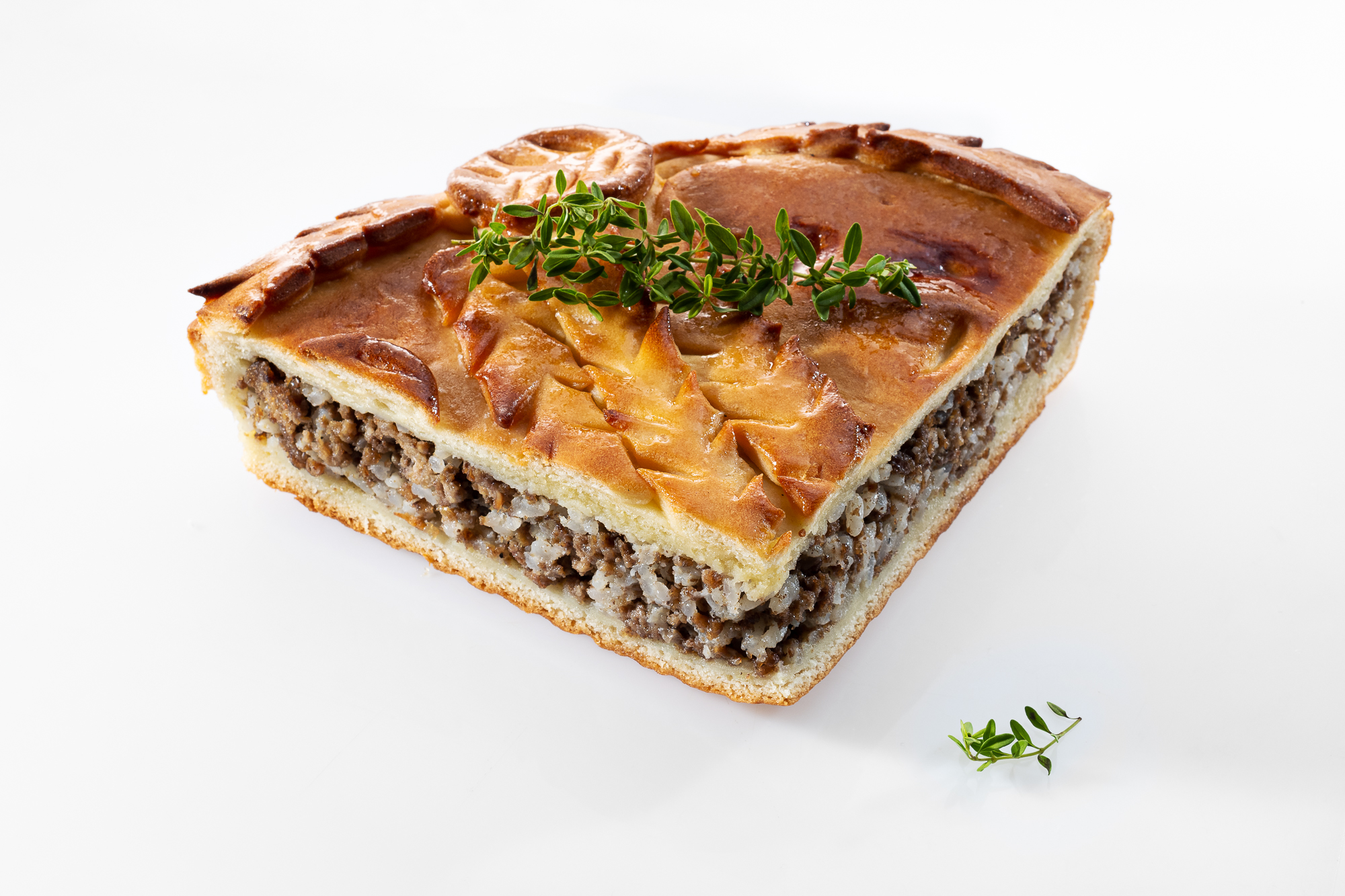 Пирог печеный с мясом и рисом 250г