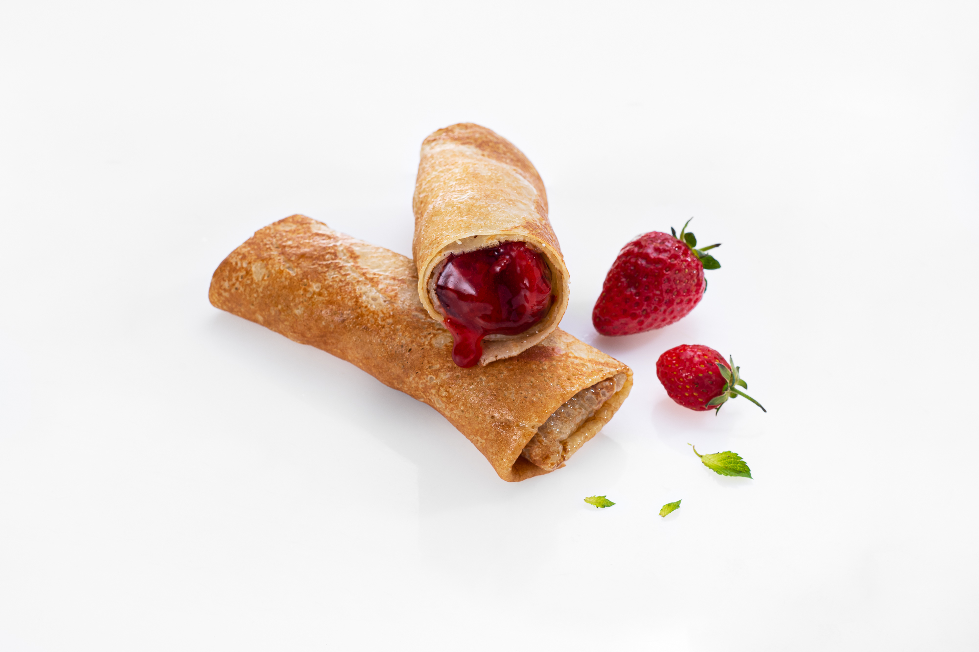 Блин фаршированный клубникой 120г