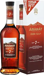 Коньяк АРАРАТ Ани 7 лет 40% ПК 0.5л