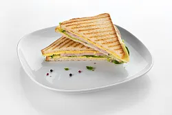 Сэндвич с ветчиной и сыром 210г