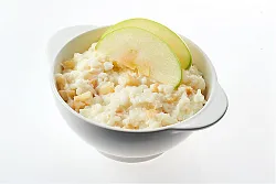 Каша рисовая молочная с яблоками 250г